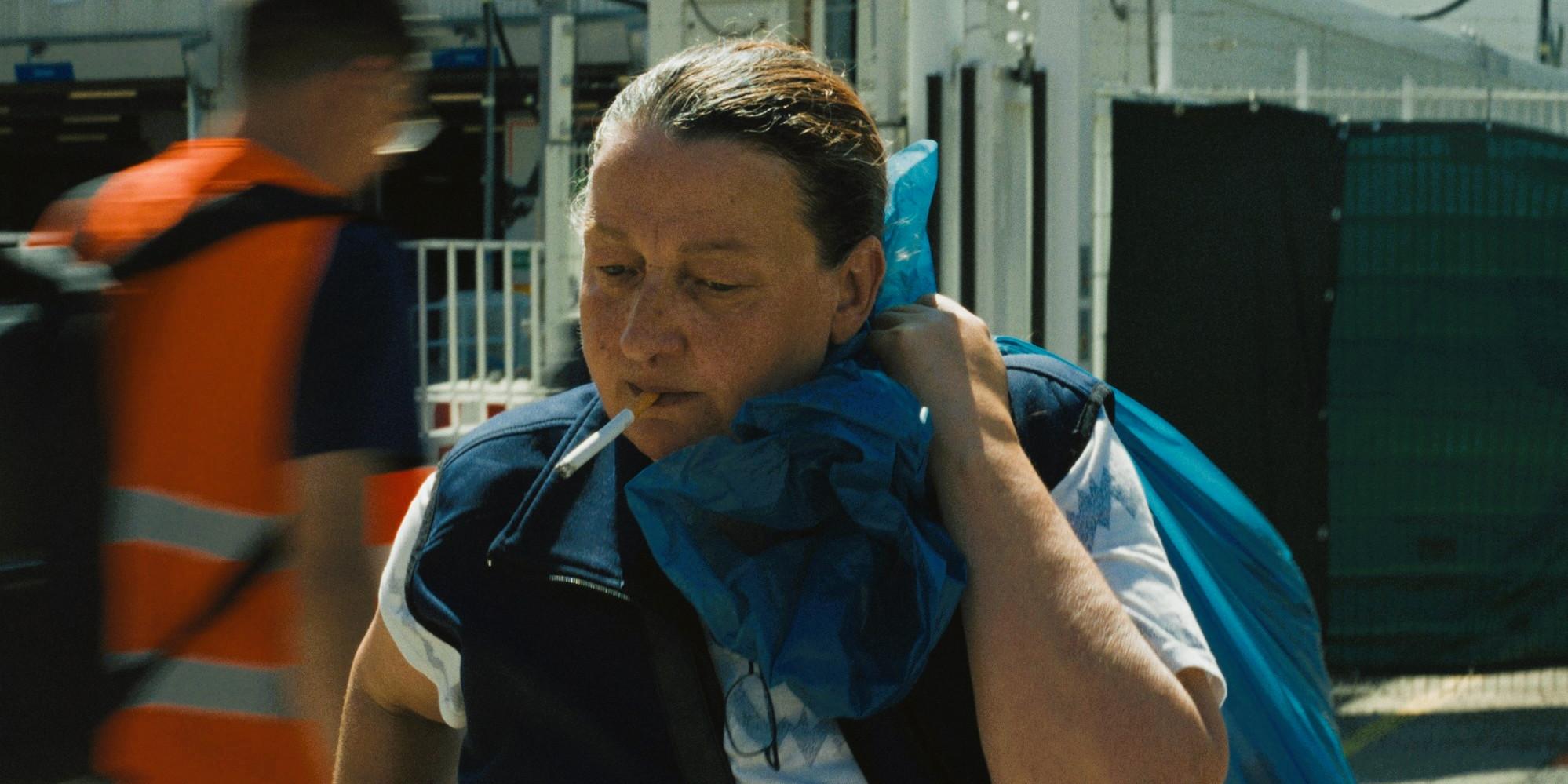 Filmszene mit Sabine Thalau als Heike im Film 'Ich verstehe ihren Unmut'
