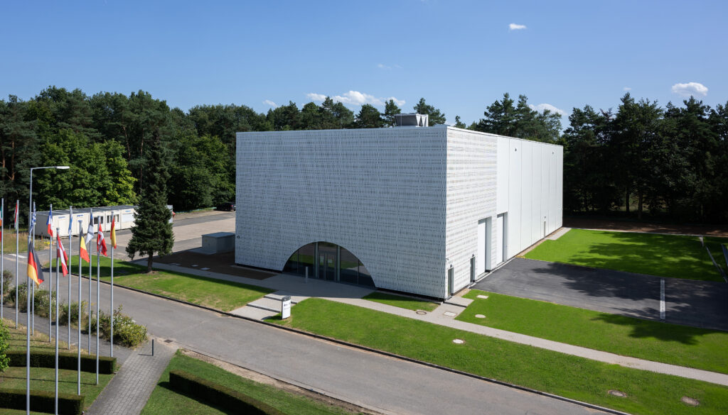 LUNA - Trainingshalle