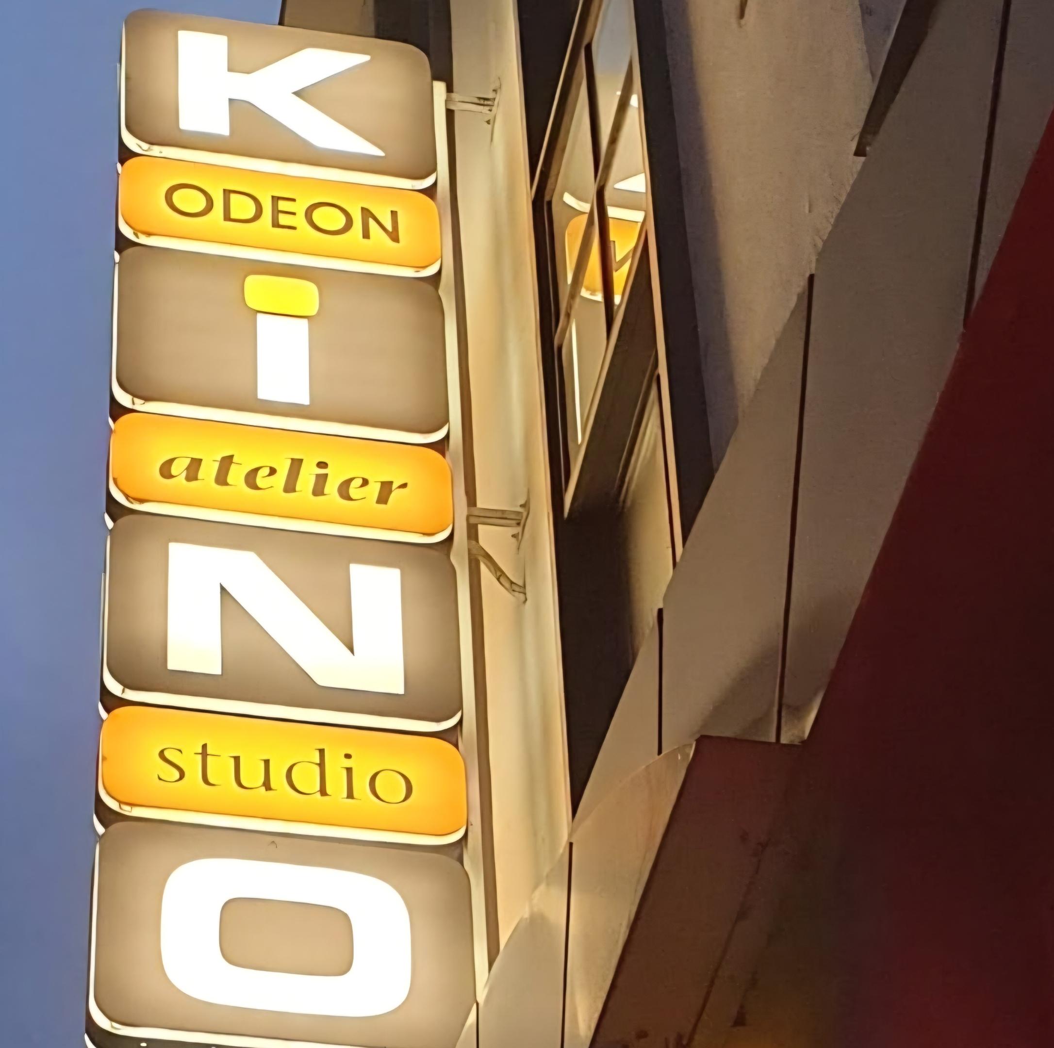 Kinofassade Odeon-Apollo-Kinoi-Center